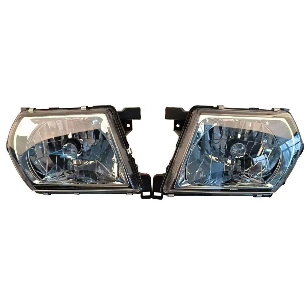 A Pair Car Headlights PATROL SAFARI Y61 26010-VC325 26060-VC325 Head Lamp lights 2001 2002 For Nissan