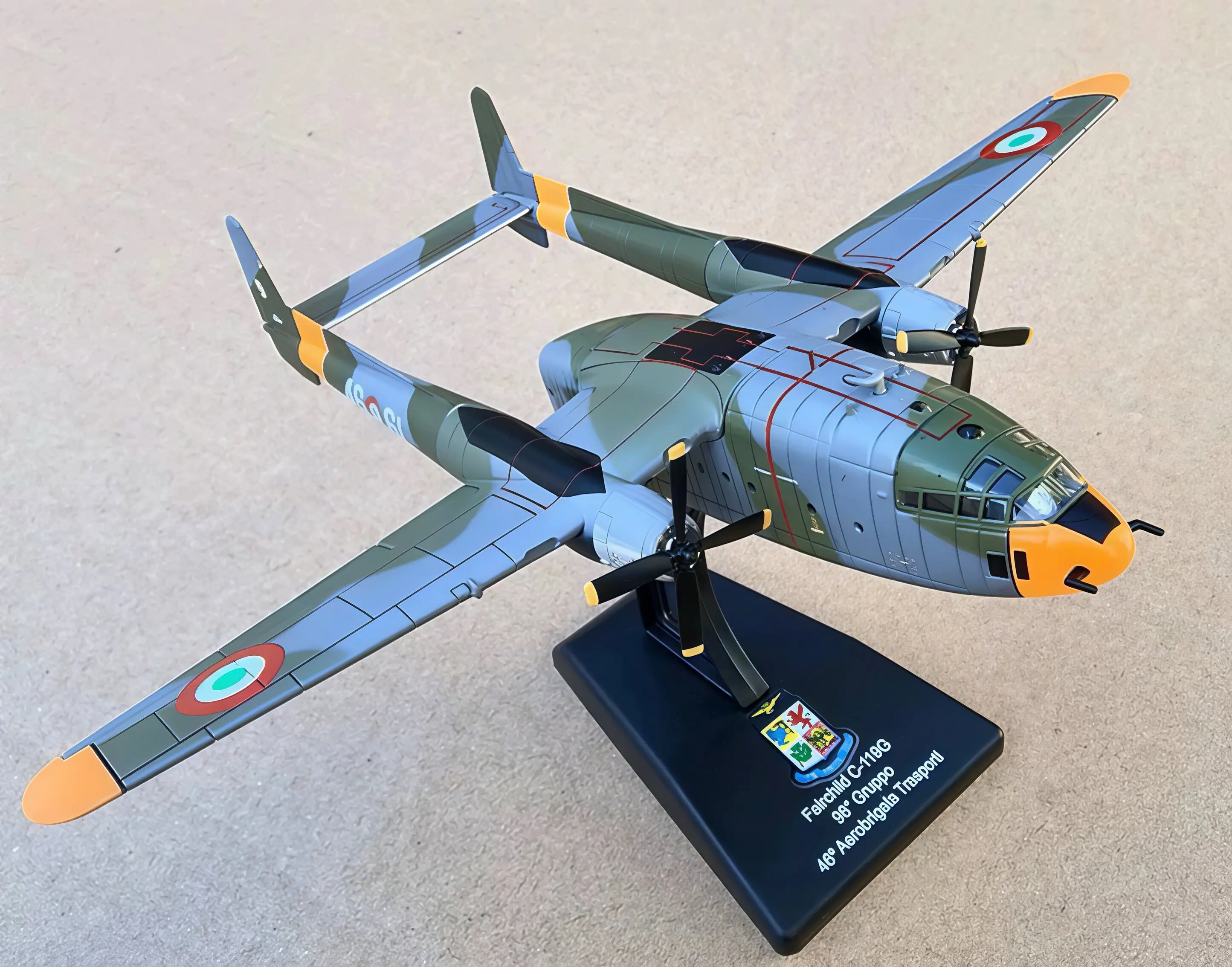 Alloy 1/72 Scale Aircraft Flight Carriage C-119G Transport Diecast Airplane Models With Stand Fighter Aviation Souvenir