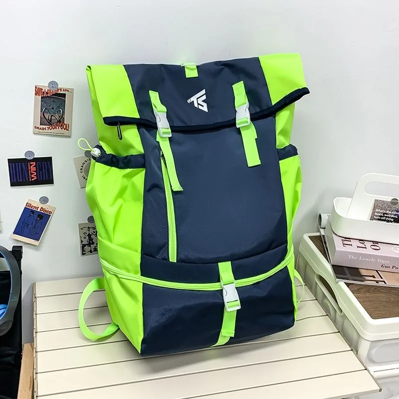 Large capacity travel backpack New student laptop backpack Outdoor sports hiking bag suitable for men and women