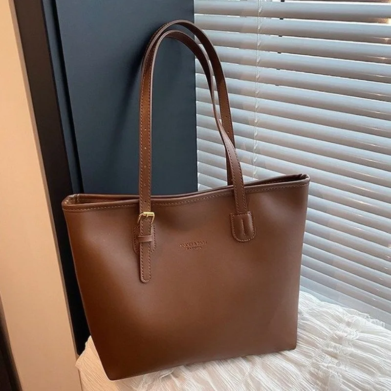 

Dashing Campus Style Portable Casual Underarm Ladies Maillard Style JK Bag Bag Suitable On A Museum Visit