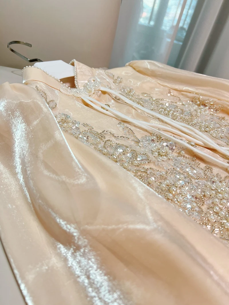 

Цвет шампанского с вышитым жемчугом и воротником-стойкой Dr High End Ele Long Sve Полиэфирное волокно Китайский Sle S...