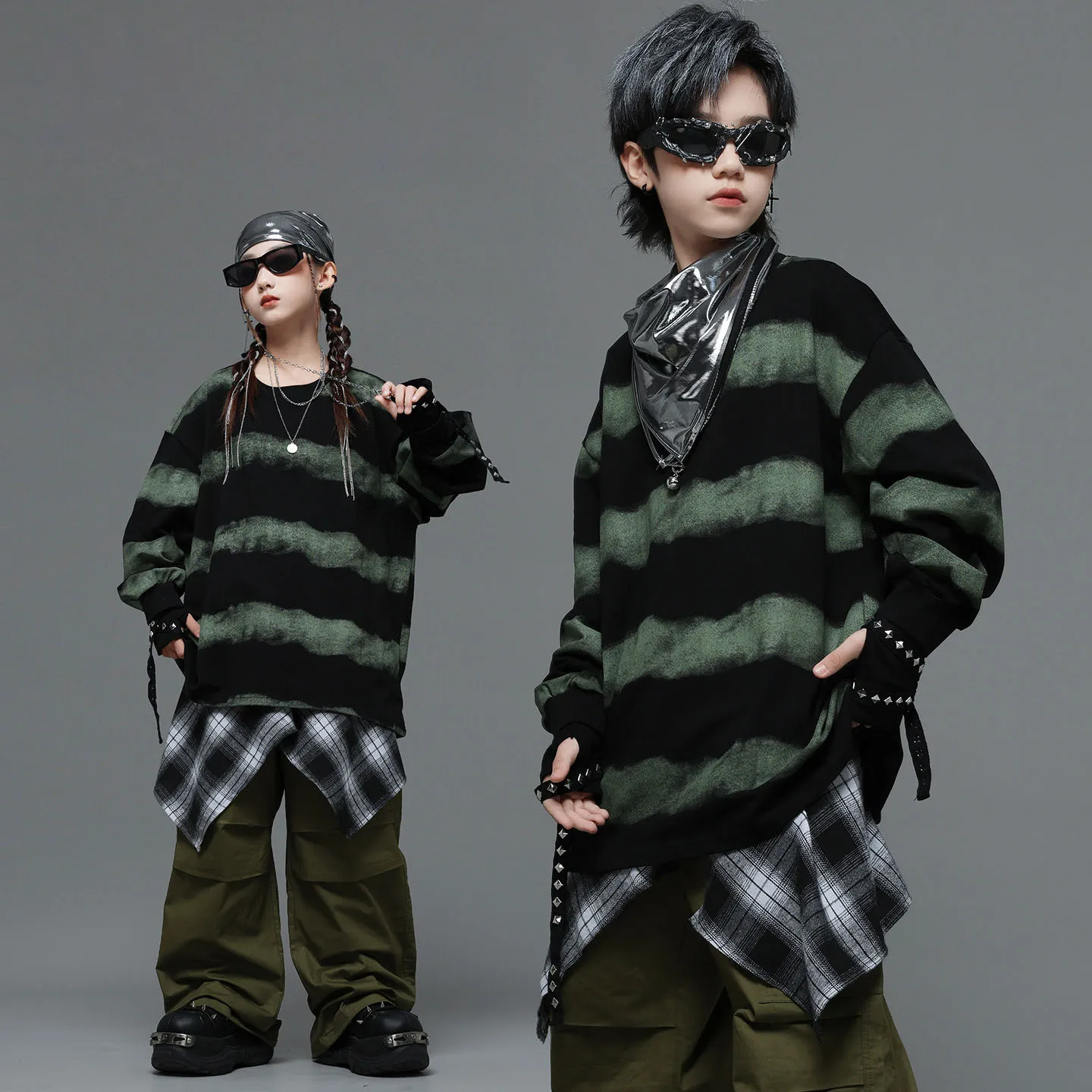 Kind Kpop Hip Hop Kleidung Schwarz Gestreiftes Sweatshirt Armee Grün Fallschirm Cargo Hosen für Mädchen Junge Street Dance Kostüme Kleidung