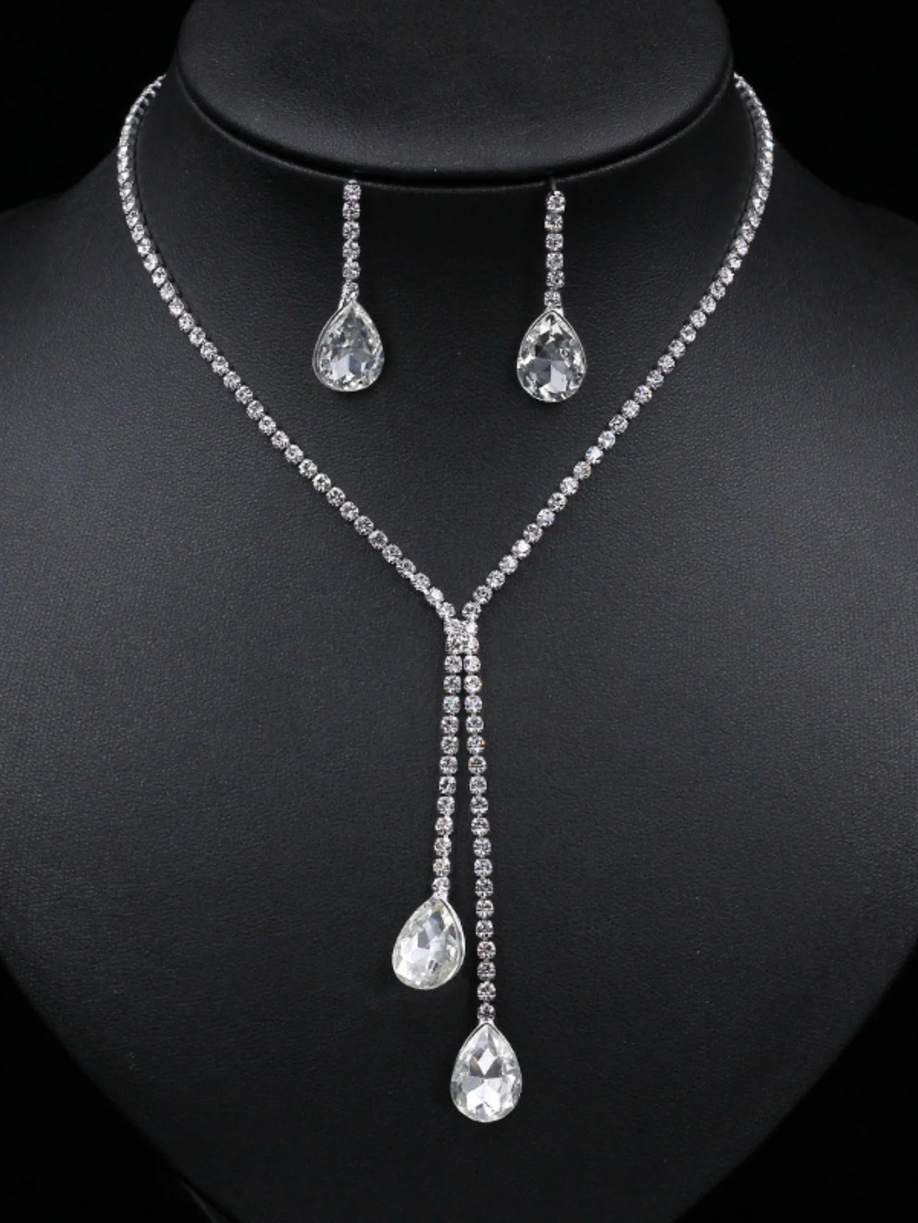 Simple jewelry, sparkling water droplets, wedding claw chain, banquet chain, necklace, earrings, bridal set, women\'s jewelry