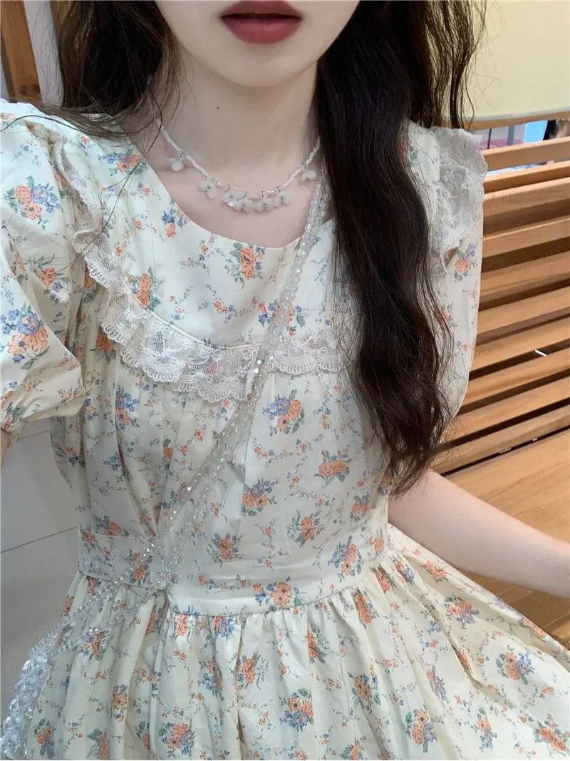 

Japan Retro Round Neck Lace Large Skirt Floral Dress Long Skirt