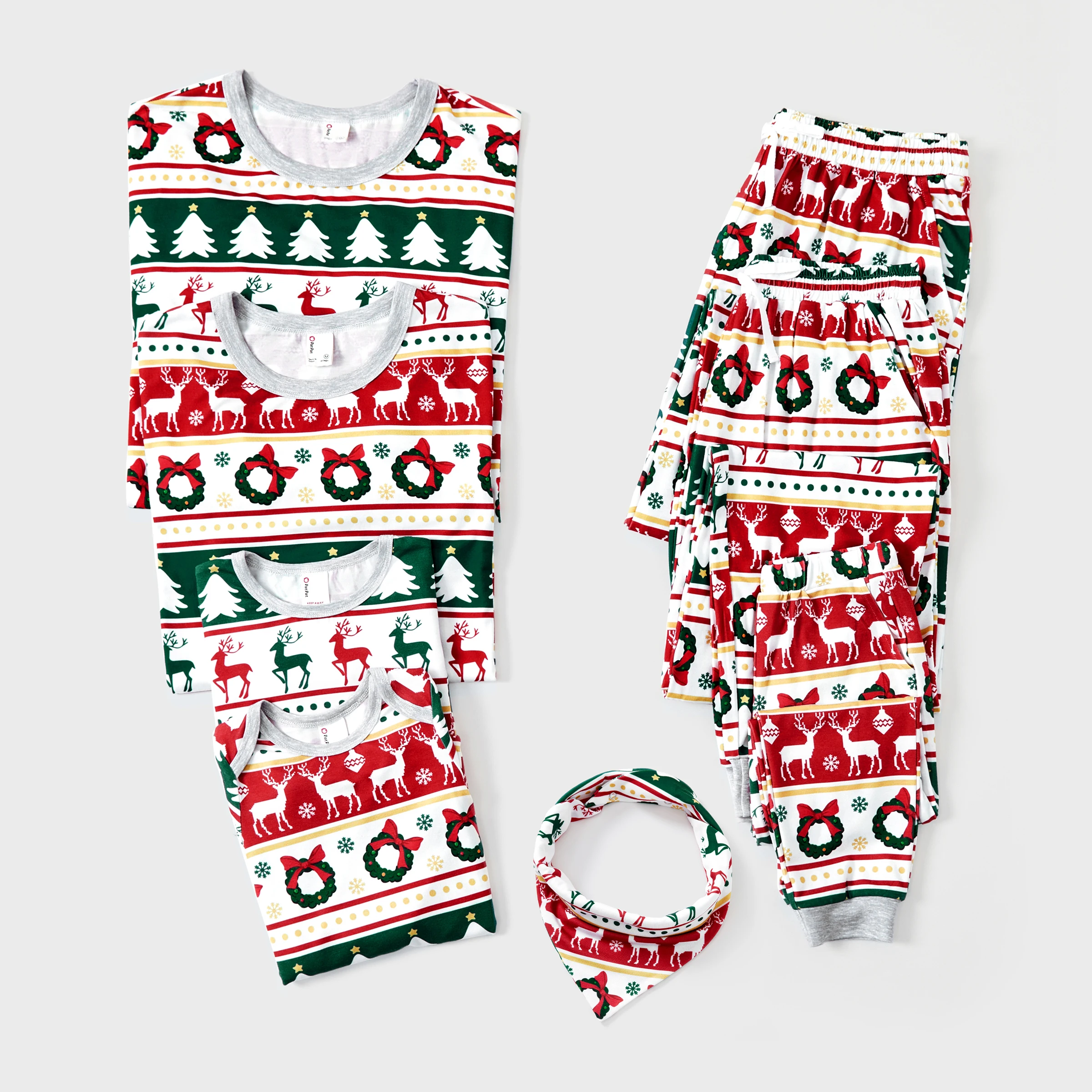 

PatPat Christmas Pajamas Sets Family Matching Allover Reindeer/Xmas Tree Pattern PJs