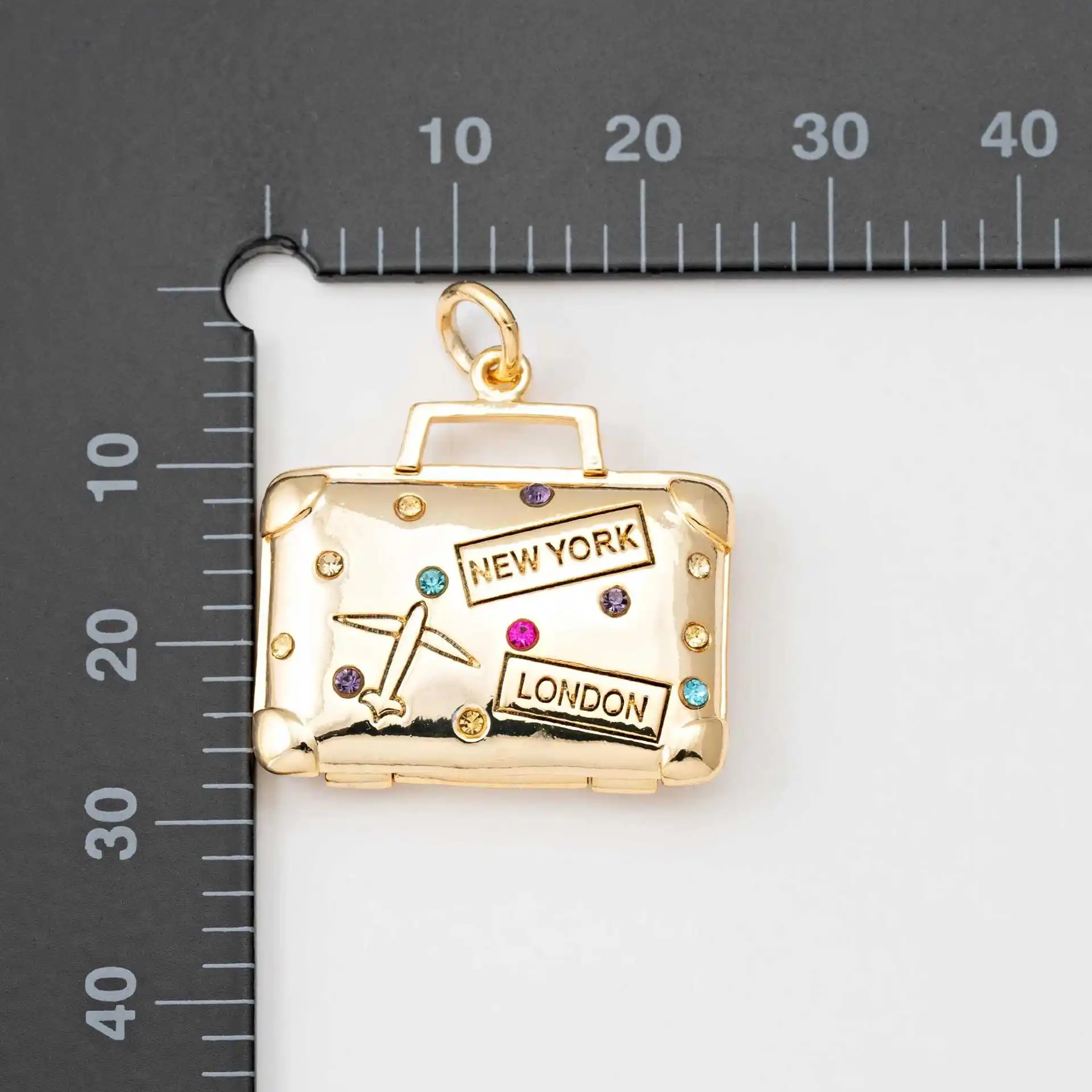Gold-plated suitcase photo box pendant can be opened and closed aircraft city logo handmade necklace jewelry accessories