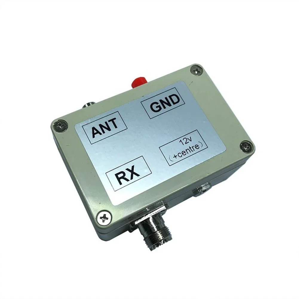 اتصال محوري هوائي نشط صغير لتحسين استقبال الإشارة هوائي تكنولوجيا أشباه الموصلات المتقدمة