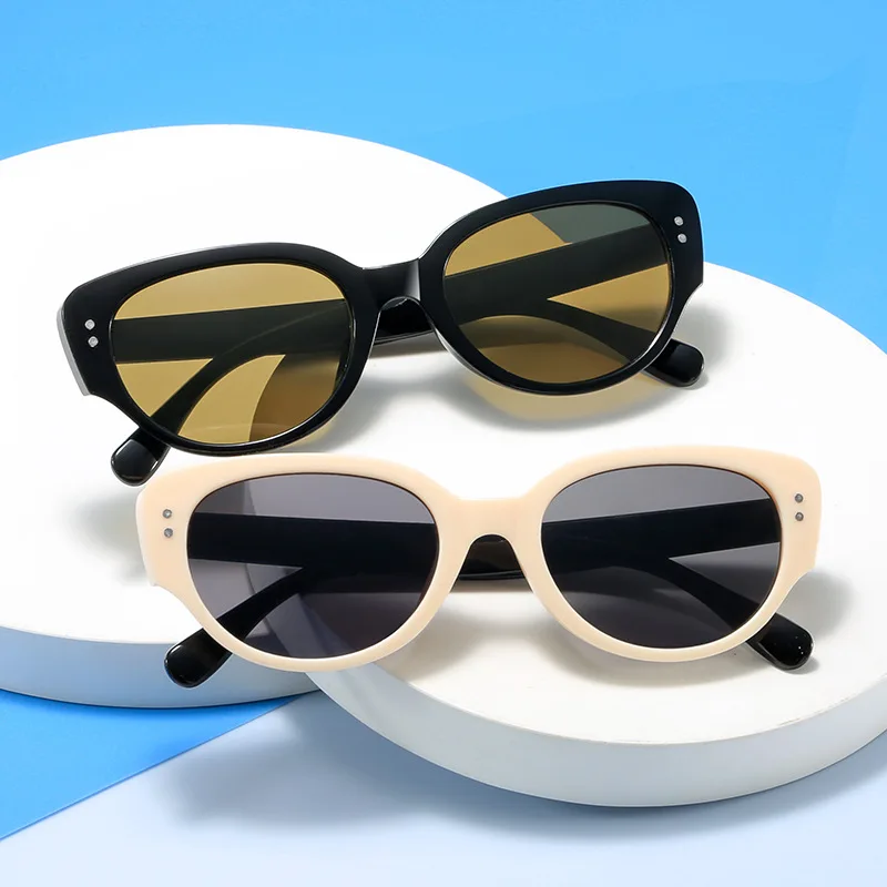 

Retro Cat Eyes Black and White Panda Sunglasses for Female Korean Version Ins Hot Photography Decorative Women Sun Glasses