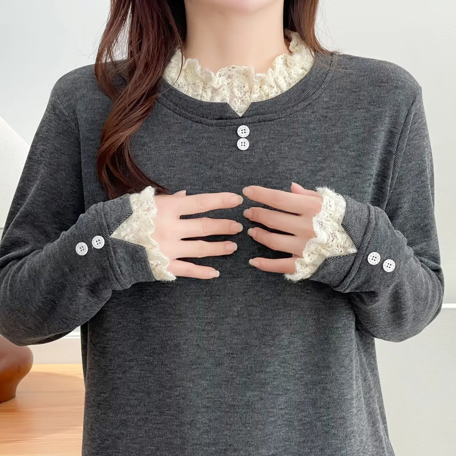 XXXXL موضة حجم كبير ملابس امرأة تي شيرت جديد الخريف والشتاء الدانتيل طوق الدافئة الصوف بأكمام طويلة بلايز عادية 8861 #5