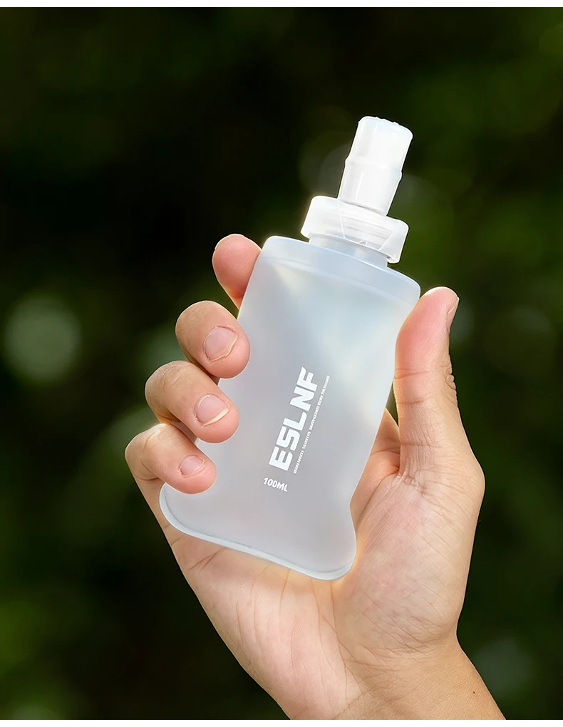 ESLNF 500ml Faltbare Wasserblase Weiche Wasserbeutel BPA-frei Lebensmittelqualität Auslaufsicher Tragbar für Laufen Radfahren Camping Hydration – Detail 13