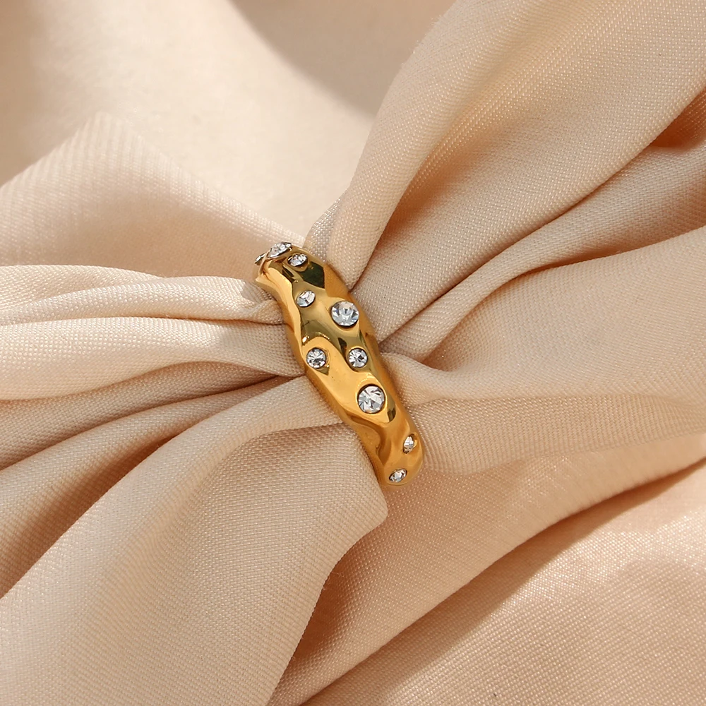 E.B.belle Stainless Steel Irregular Snake Shape Crystal Ring Gold Plated Tarnish Free Jewelry Laides Elegant Ring