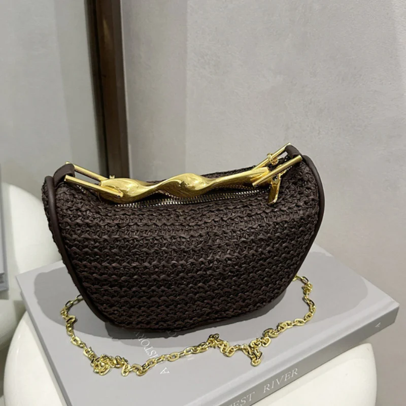 

Women Straw Woven Bag Chain Gold Handle Straw Clutch Purse Large Capacity Stylish Crossbody Bag Solid Color for Summer Beach