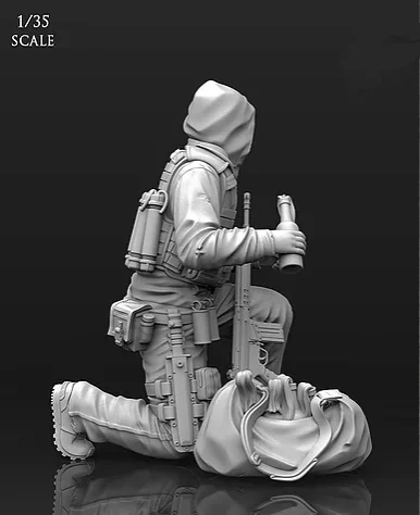 1/35 Resin Figures Model kits Agent lurker  Unassambled Unpainted