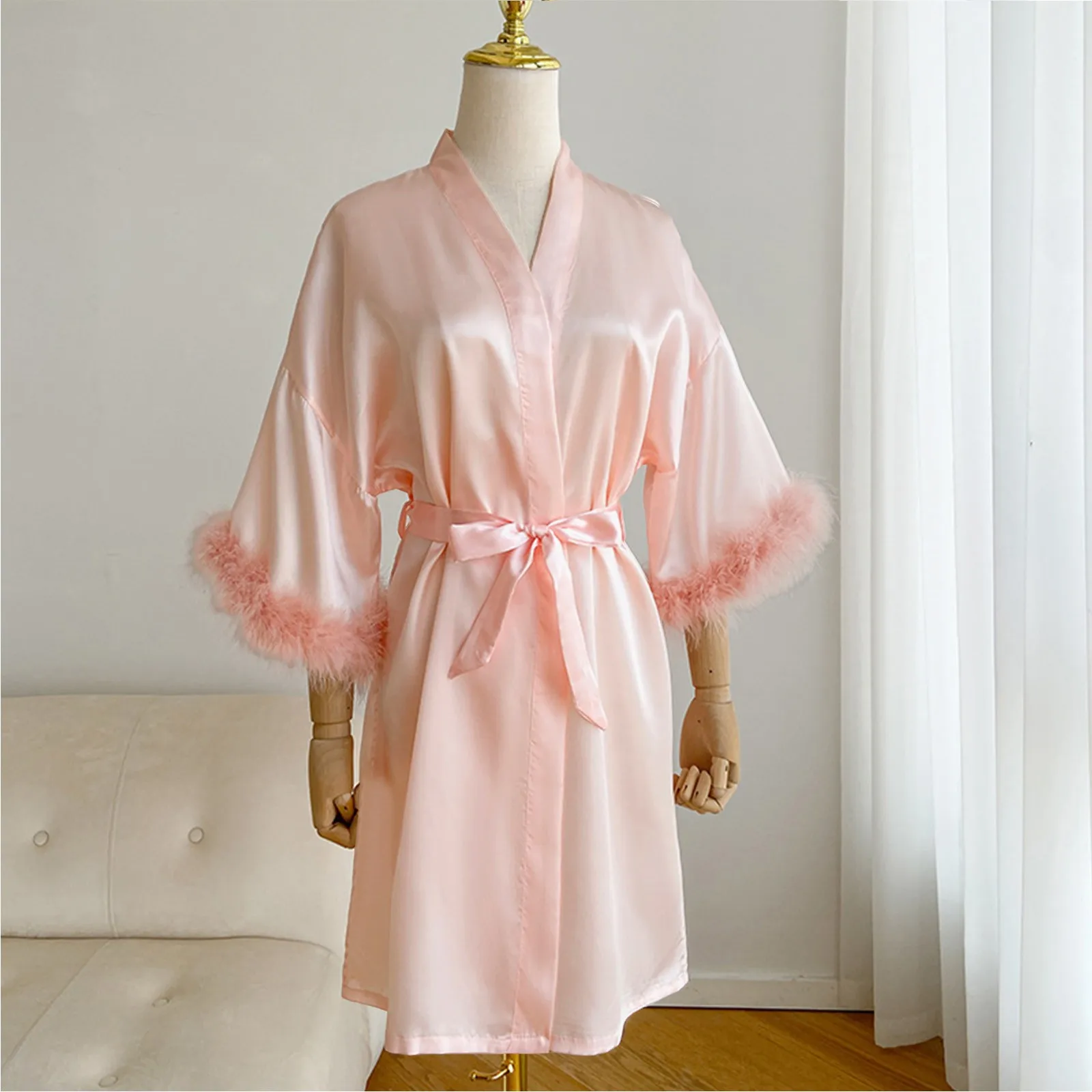 New Sexy Kimono Wedding Bride Morning Robe Silk Feathers Sleeve Pajamas Long Sleeved Outer Robe Seasons Wine Glass Pajamas