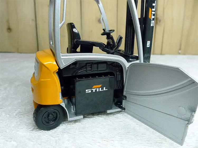 1:25 STILL Electric Forklift Truck RX20-20 Alloy Model Souvenir Ornaments Display