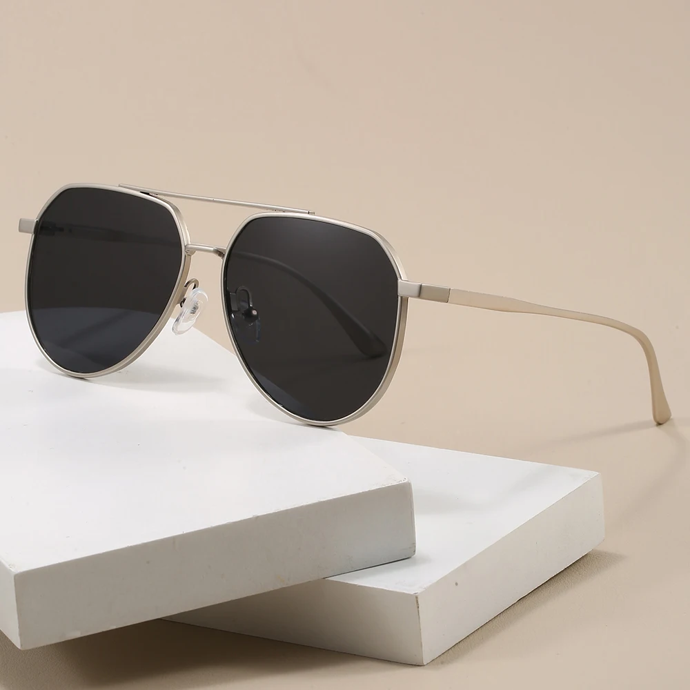 Große Piloten-Sonnenbrille im Punk-Stil für Damen und Herren, Metallgestell-Brille für Outdoor-Aktivitäten und Autofahren, übergroße Sonnenbrille für Herren