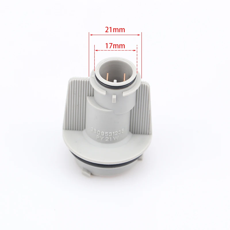 1Pcs 3B0953123A For Audi A6 Car Light Base Bulb Holder Headlights Turn Signals Rear Brake Lights Socket Accessories