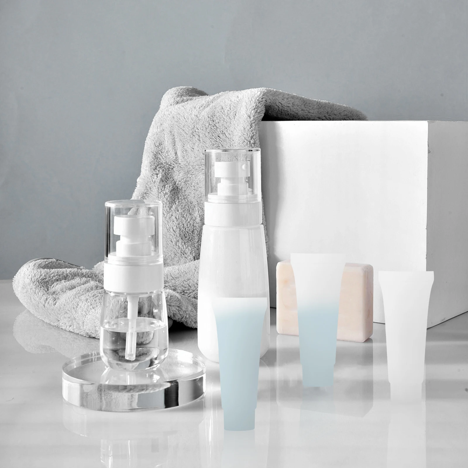 

10Pcs Refillable Bottle Travel Storage Container 10Ml for Shampoo Body Lotion Face Wash Hand Cream Travel Organizer