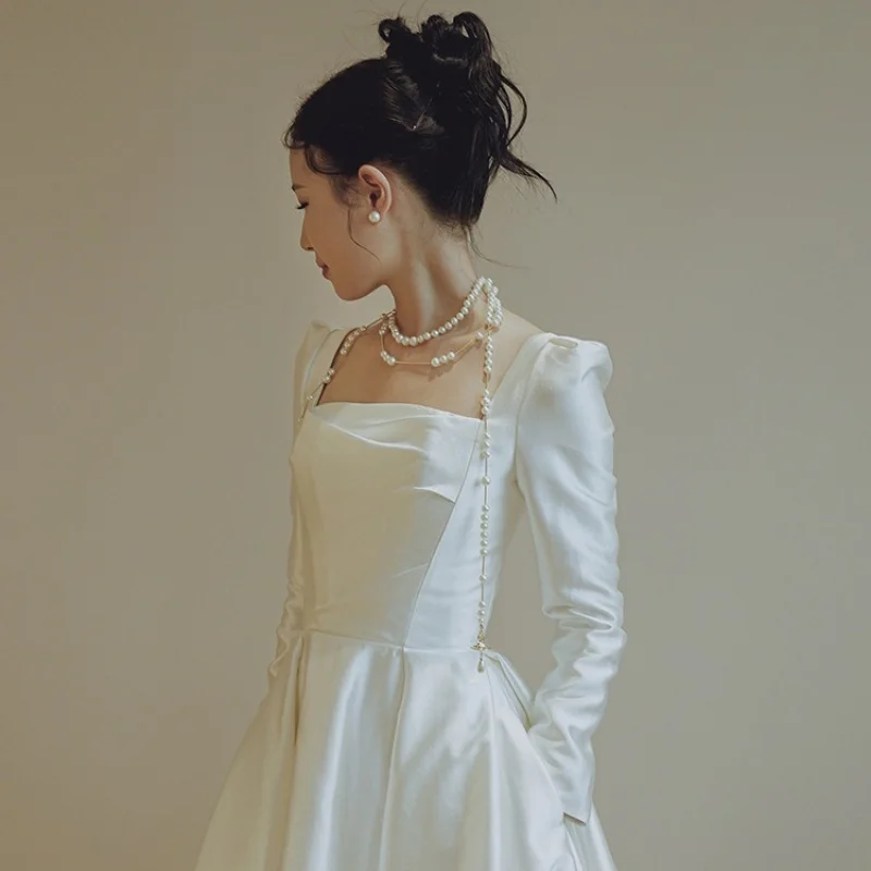 

Satin Wedding Dress Bride2025New French Simplicity Retro Long Sleeve Wedding Veil Niche Welcome Evening Dress