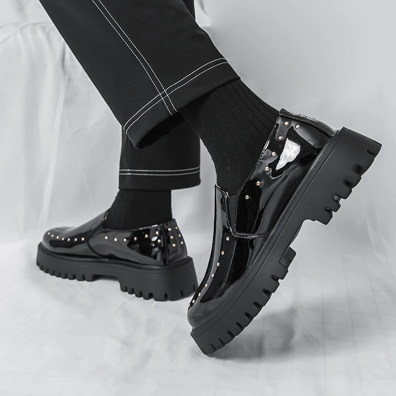 

Summer New Sandals Comfortable, Lightweight, Personalized, Handsome, Fashionable, Popular, One Step Men's Leather Shoes