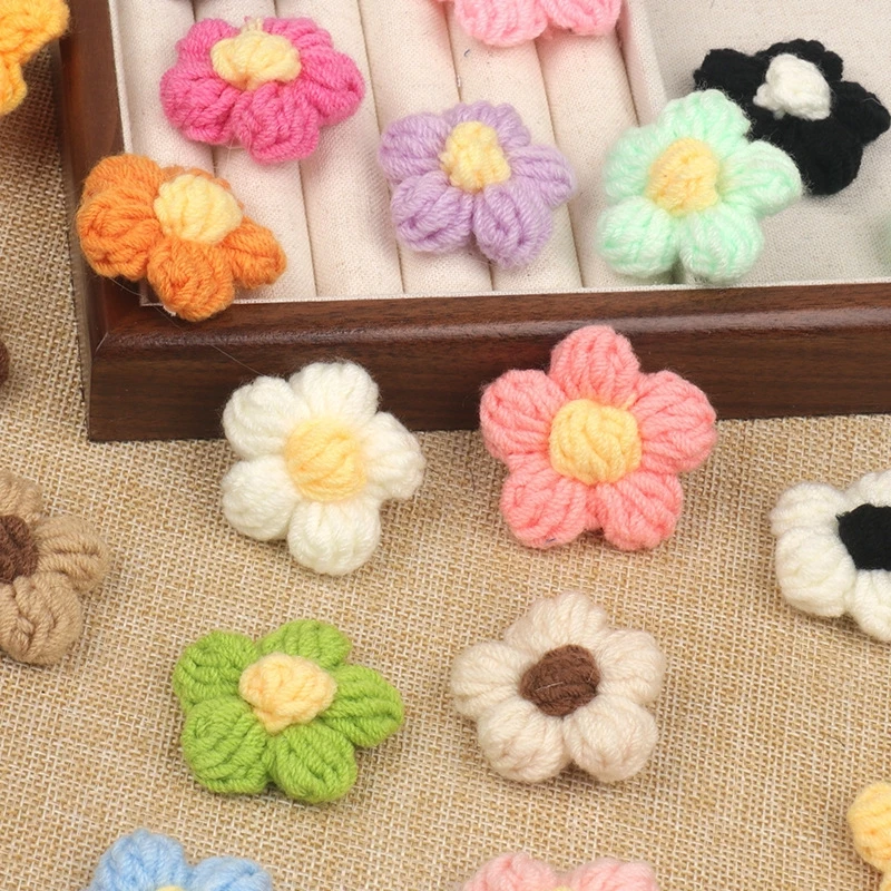 10 Stück/Lot 4cm Bunte Handgestrickte Blumen Handgemachte Stoffapplikationen für DIY-Nähprojekte, Kopfbedeckungen, Kleidung, Hochzeitsdekoration – Detail 6