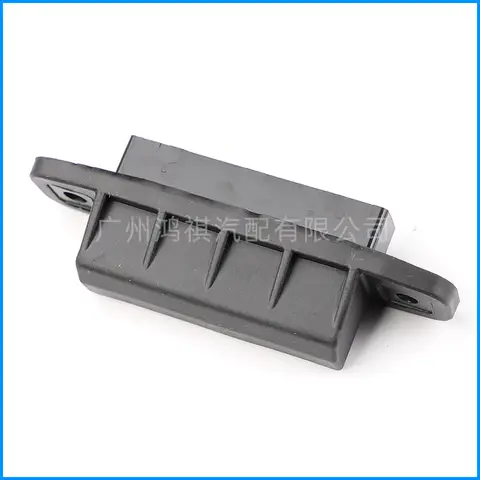 84840-28040 is suitable for Toyota trunk lid switch, luggage compartment lid release switch, and car accessories