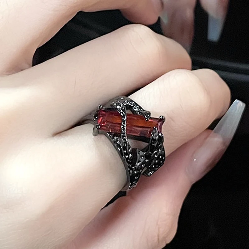 1/2pcs Irregular Ruby Stone Ring Y2K Aesthetic Girl Hollow Red Crystal Ring for Women Punk Open Ring Vintage Jewelry Accessories image 2