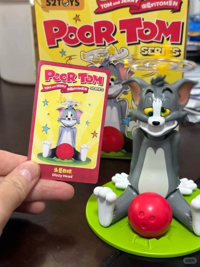 

Подлинная 52 игрушки TOM и JERRY, серия абстрактных трансформаций, слепая коробка, милый настольный орнамент, модная игра, мечтающая зерновая слепая сумка