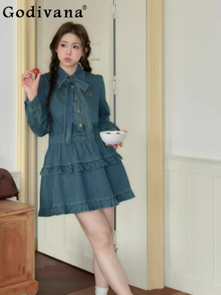 

2025 Autumn Large Size Women's Chic Fashion Long Sleeve Bow Denim Dress Versatile Age Reduction College Playful A-line Dresses