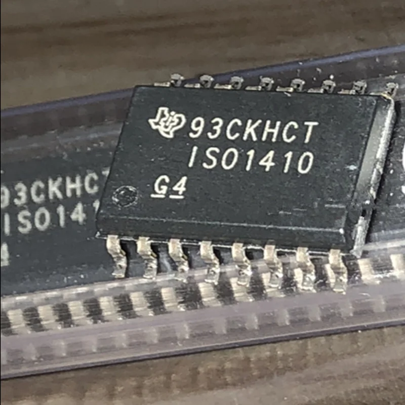 ISO1410DWR ISO1410DW Original IC In stock  5kVRMS Isolated RS-485/RS-422 Transceiver With Robust EMC