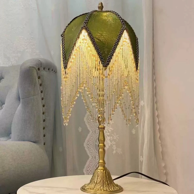 American retro French light luxury living room fringed table lamp New Chinese high-end study bedroom bedside