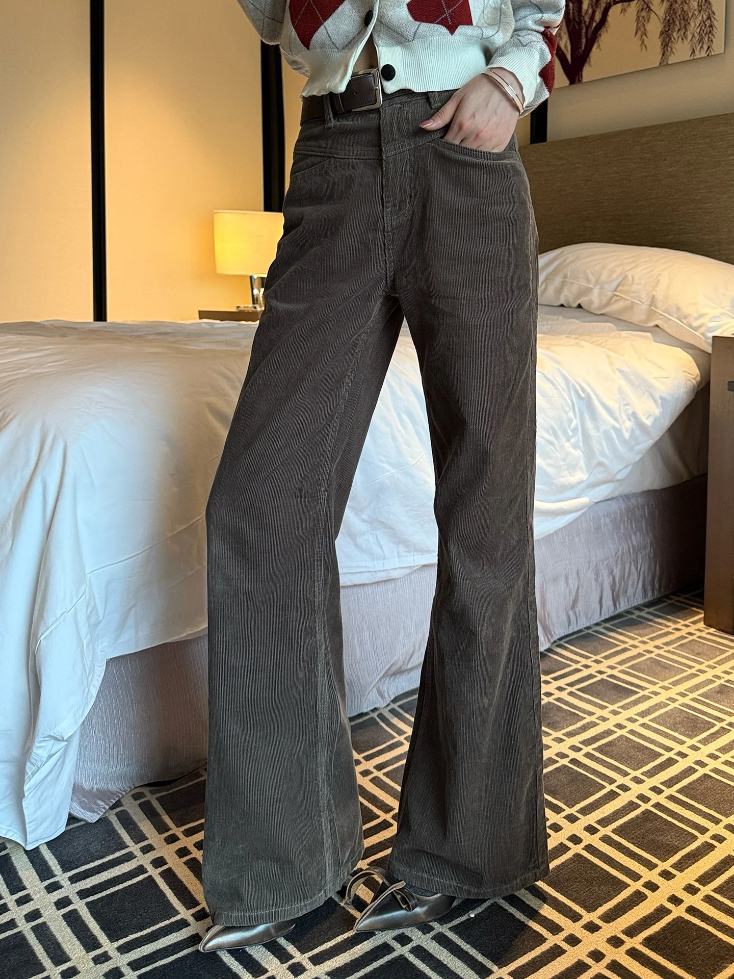 

Retro Design Wide Leg Cotton Velvet Narrow Version Buxue een Casual Pants Unique Faionable Ladies Jeans l Waist