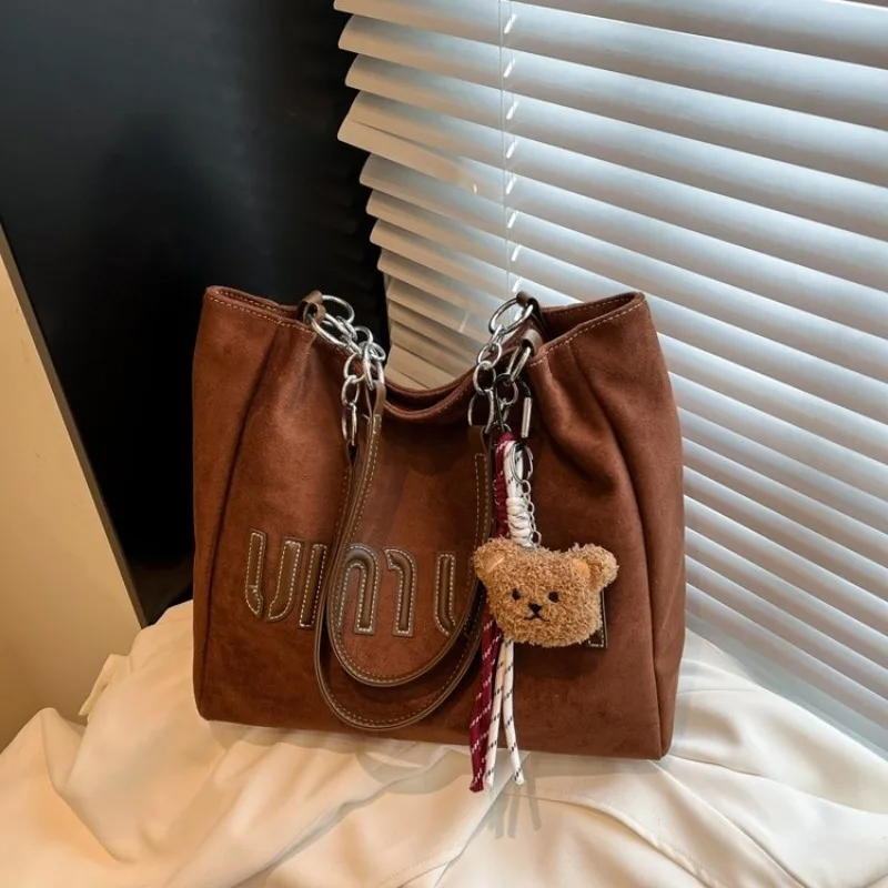 

Graceful Ribbed Doctor Bag Maillard Tone Soft Faux Leather Twist Lock Handbag Commuting Work Durable 2025 New Model