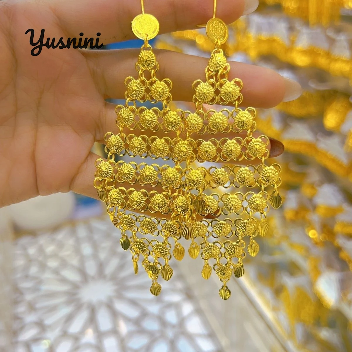 

Fashion Middle East Africa Dubai 24K Gold Plated Custom Earrings for Couples' Wedding Party Jewelry DD10757