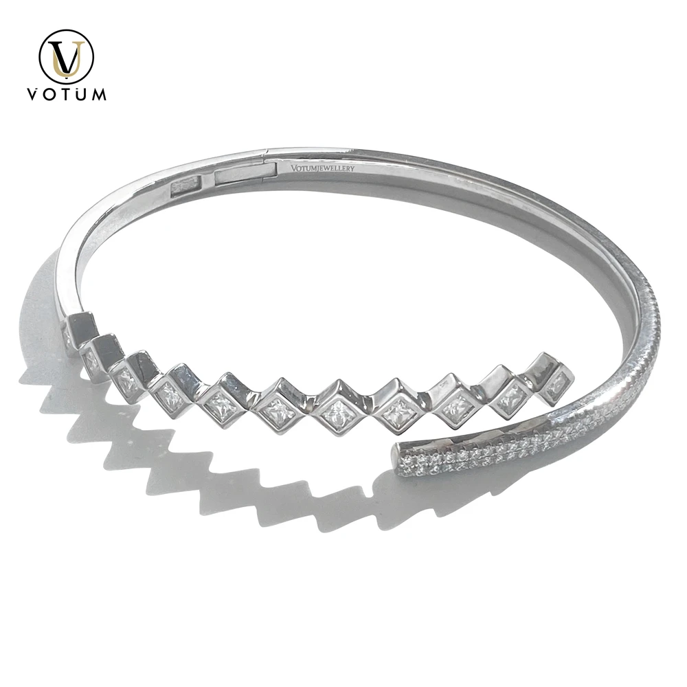 

Votum 925 Серебряный браслет с муассанитом для мужчин и женщин, белое золото 18 карат, открытая манжета, роскошные свадебные бриллианты в стиле хип-хоп, ювелирные украшения