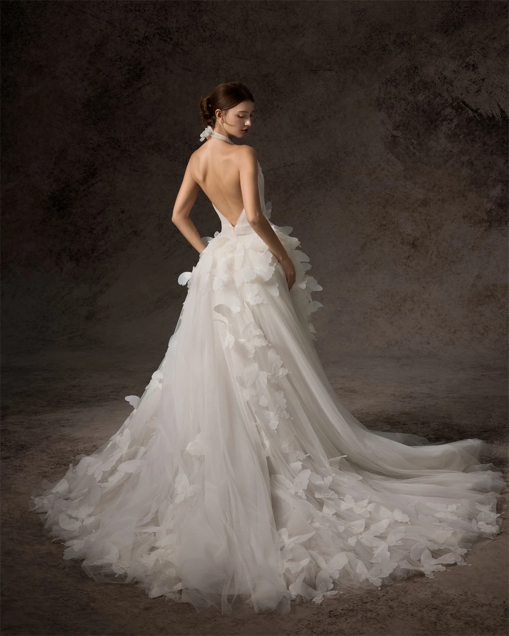 

Customized Elegant White Organza Wedding Dress Sexy Halter Sleeveless Bridal Gowns Classic A-Line Court Train Vestido De Novia