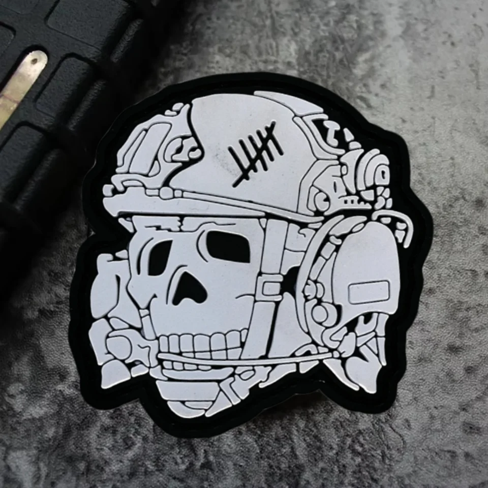 

White Skull Tactical Patch Hook and Loop Patches Military Morale Badge Armband Chevron Backpack Clothes Stickers