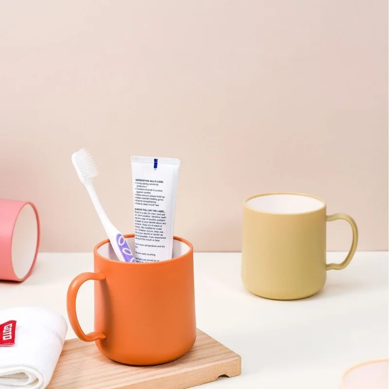 فندق ترانسيلفانيا دراكولا زوجين الأسرة السفر كأس غسول الفم أنيمي شخصية طالب عنبر كوب فرشاة الأسنان البلاستيكية الهدايا