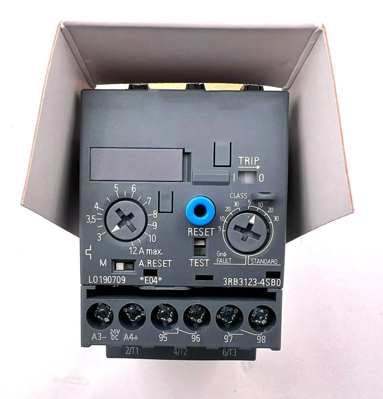 

Brand New 3RB3123-4SB0 3RB3123-4SE0 3RB3123-4VB0 3RB3123-4VE0 3RB3123-4PE0 Warranty One-year