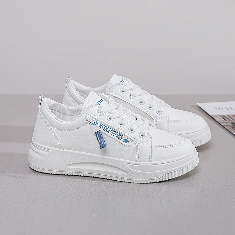 أحذية رياضية نسائية ربيعية جديدة متعددة الاستخدامات كاجوال عصرية ونعل سميك أحذية رياضية مريحة