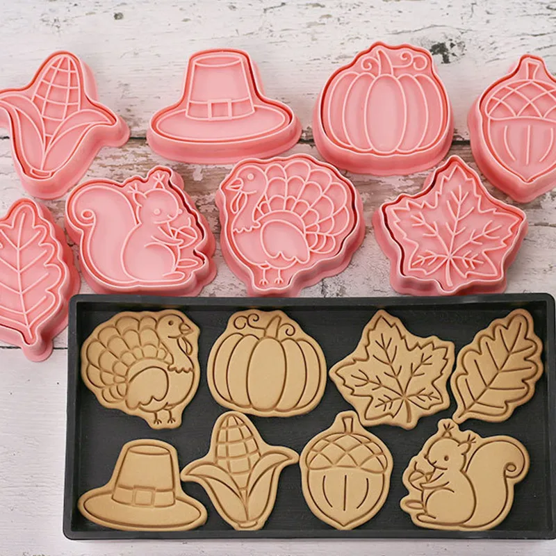 8Pcs/Set Thanksgiving Biscuit Mold Squirrel Corn Turkey Pinecone Shape Cookie Cutter Stamp Fondant Cake Decoration Tools