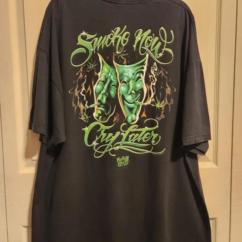 Camiseta Vintage Rollin Hard Smile Now Cry Later
