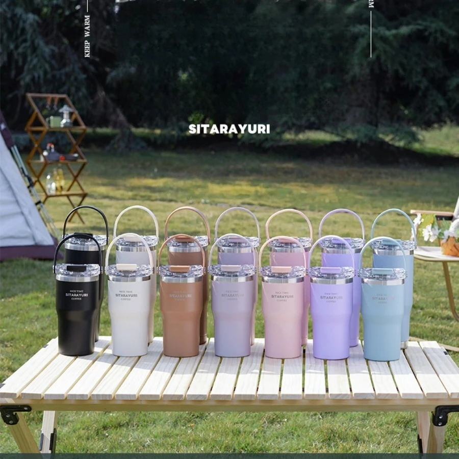 

High-quality, large-capacity, double-walled insulated coffee mug, portable soft silicone water cup for use in cars
