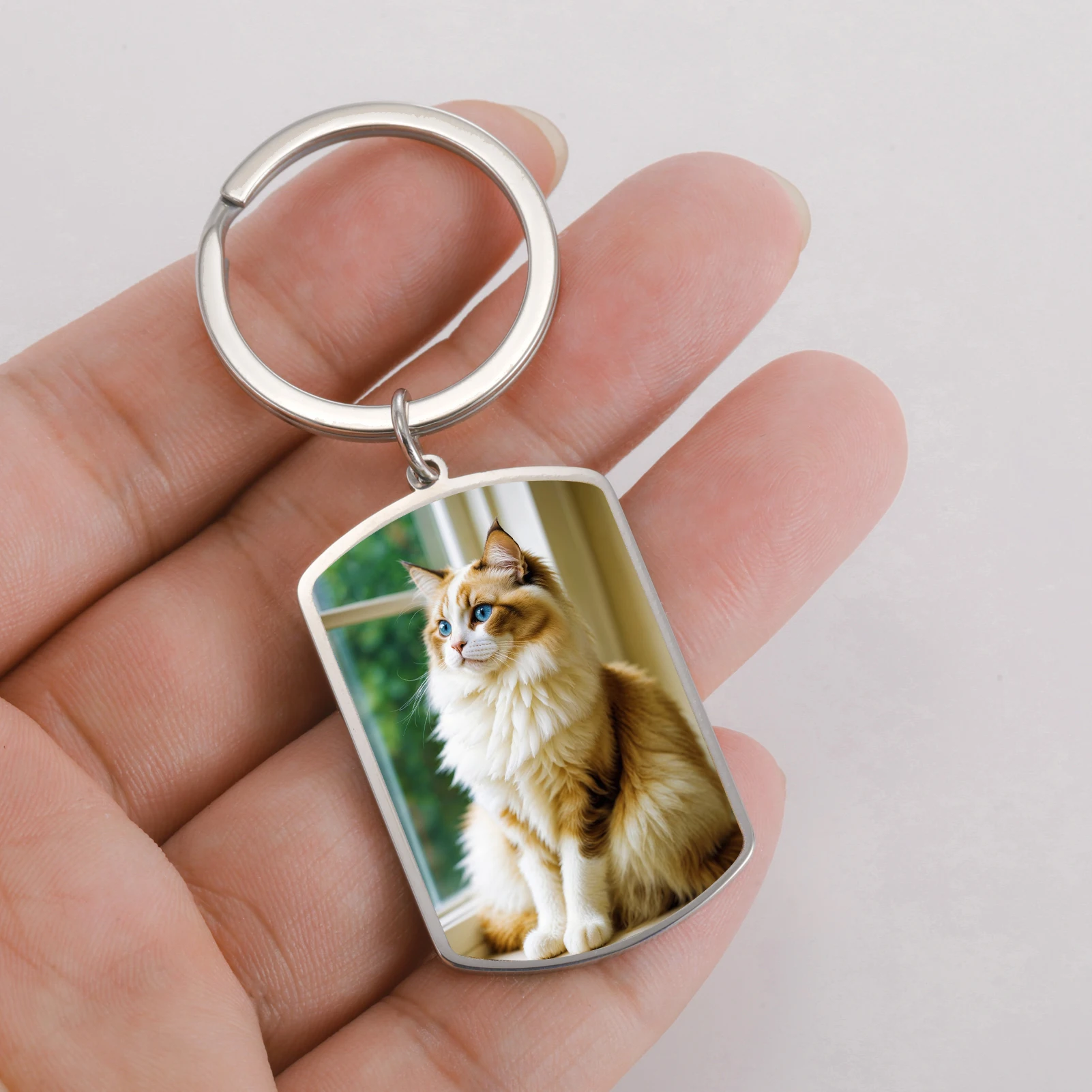 Aangepaste sleutelhanger met schattige kattenfoto's vangt mooie momenten en schattige, levendige look, ideale dierenliefhebbers en dierenliefhebbers