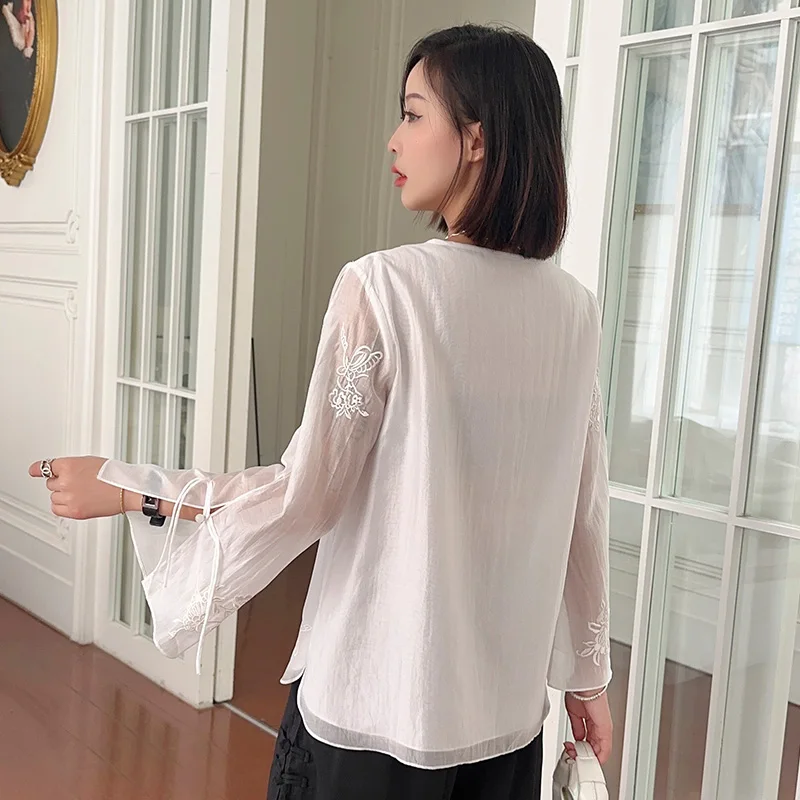 Chinese Style Embroidered Cheongsam Shirt Round Neck Slit Long Sleeve Spring Autumn Vintage Women\'s Clothing Chic Fairy Blouse