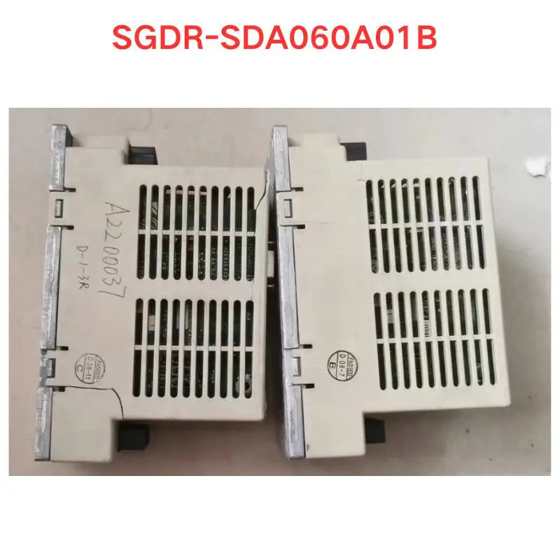 Used OEM disassembled parts SGDR-SDA060A01B Robot amplifier Functional test OK