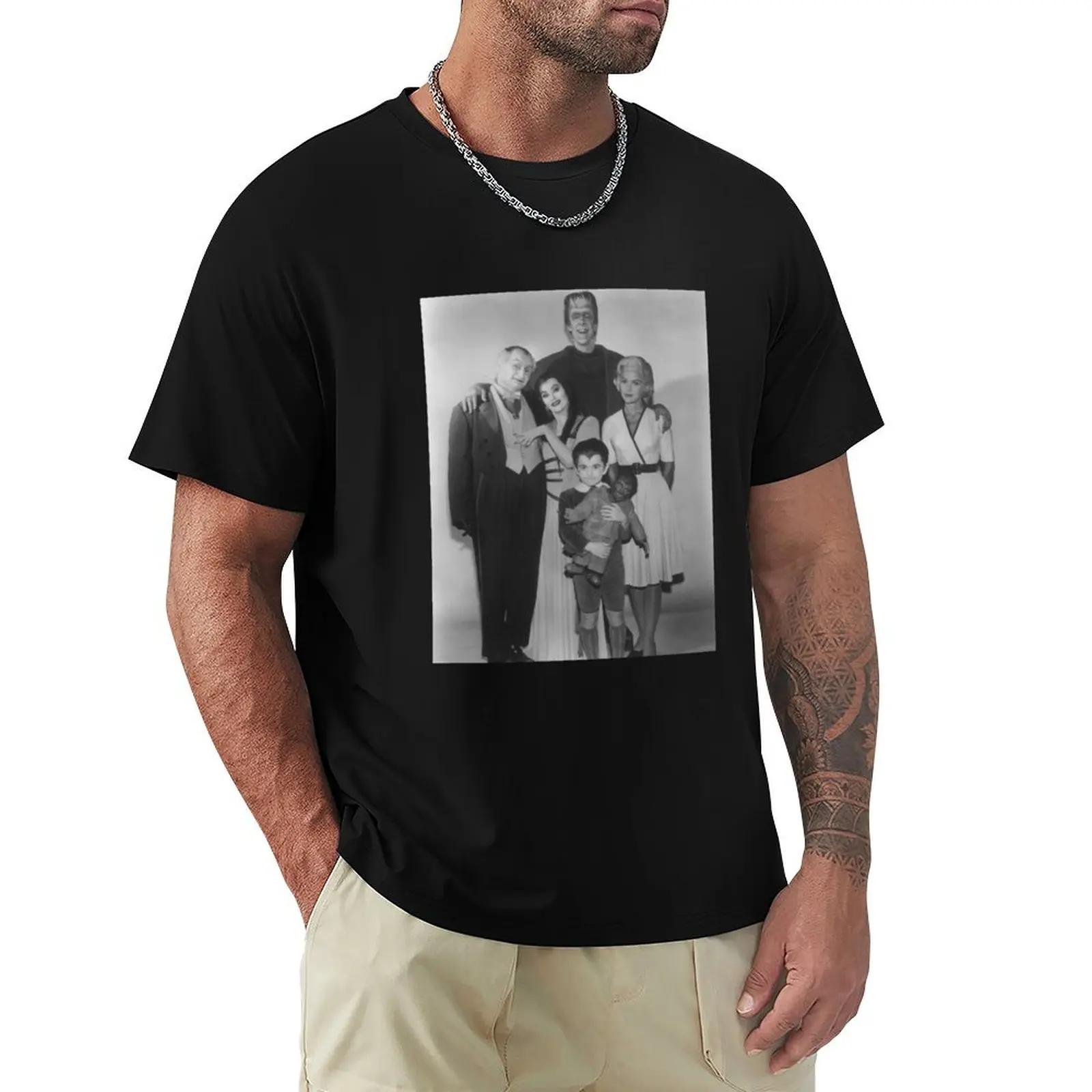 The Munsters Family with Beverly Owens T-Shirt Plus Size Workout Short Sleeve Top