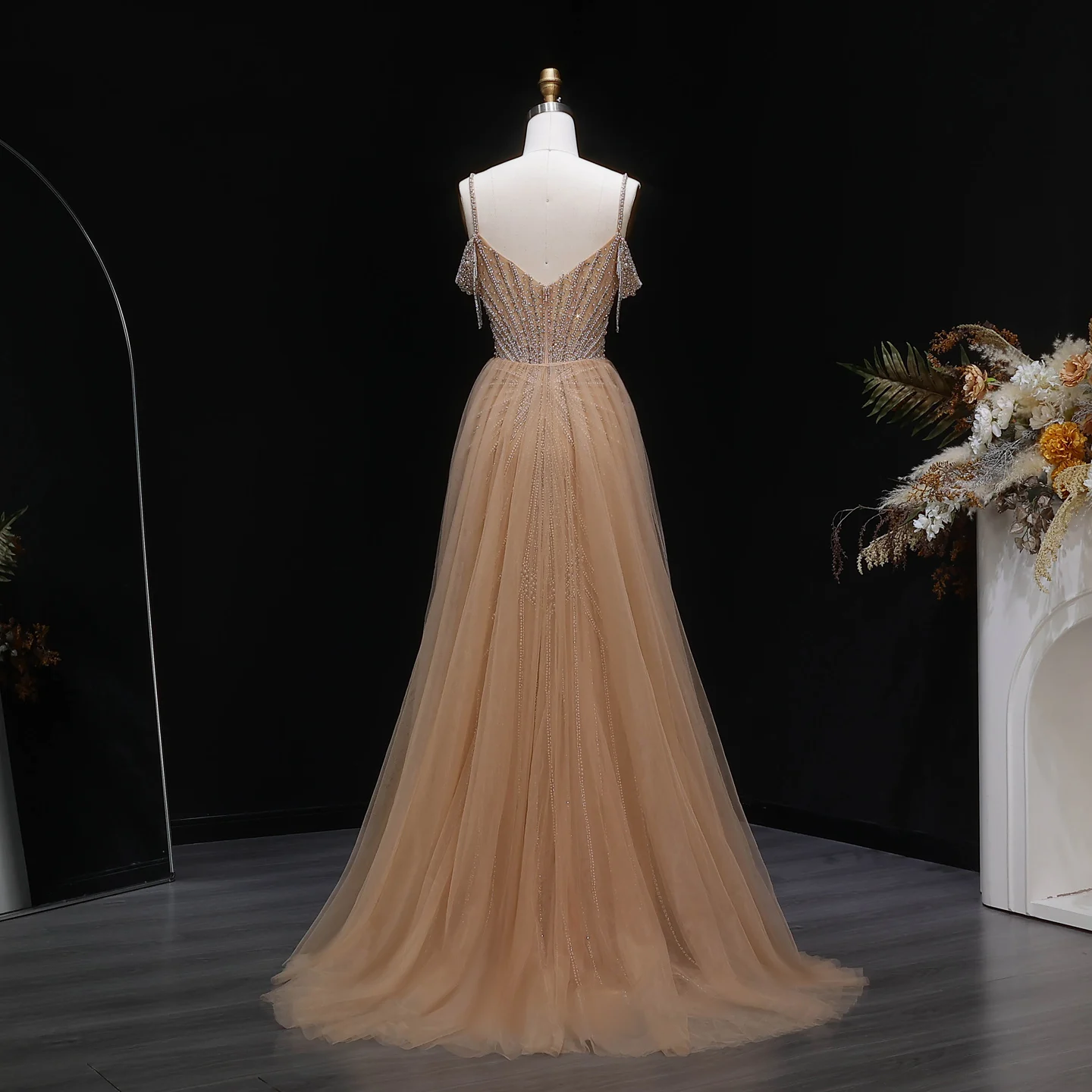 Sharon Said Luxuriöses Perlenbesetztes Meerjungfrauen-Abendkleid mit Off-Shoulder-Design, Quasten-Überrock, Arabisches Damen-Abendkleid SS121, Maßanfertigung – Detail 15