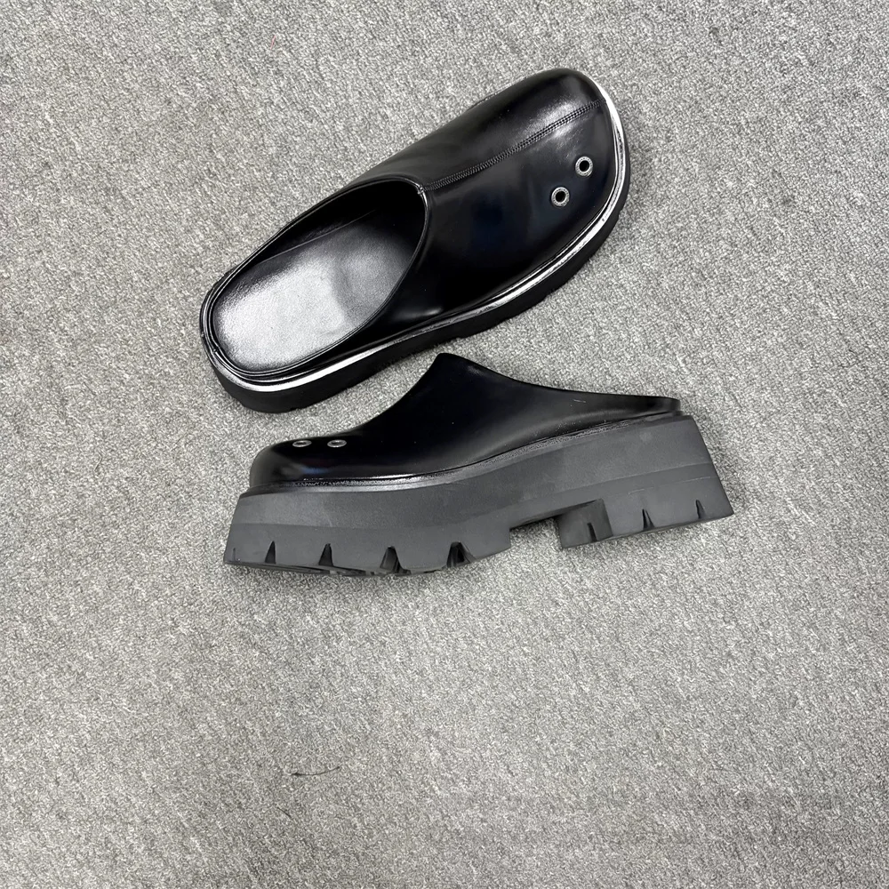 Black Oil Wax Leather Round Toe Slippers Men 6cm Platform Rivet Breathable Slip On Height Increased Solid Color Trendy Mules