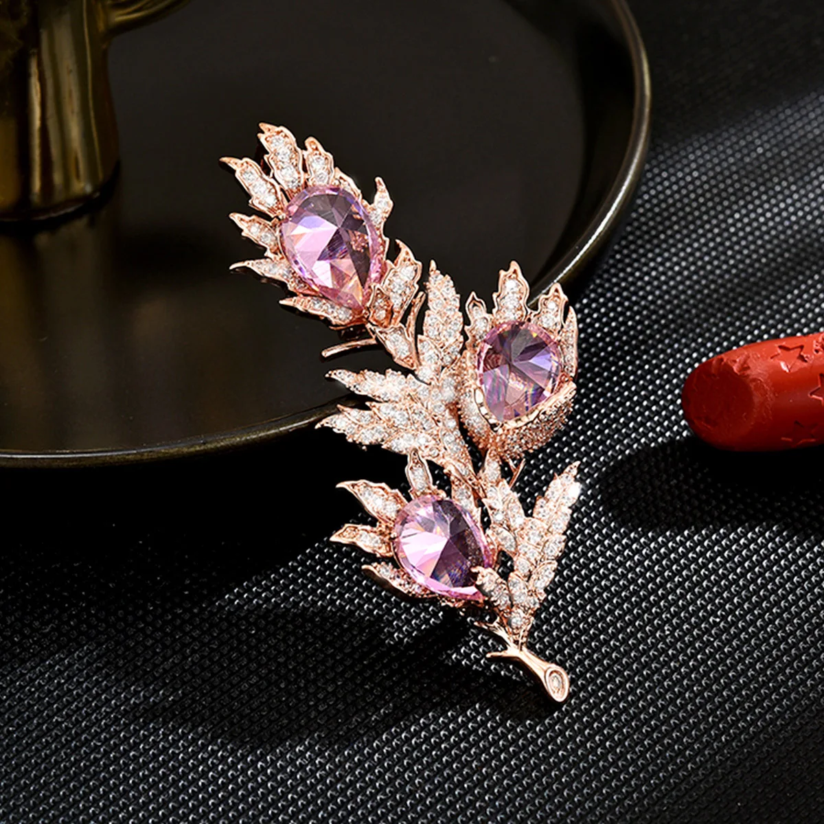 Lucky Bracelet Hand String New Sweet Cool Powder Diamond Zircon Flower Brooch Light Luxury Fashion All-Match Clothing Corsage